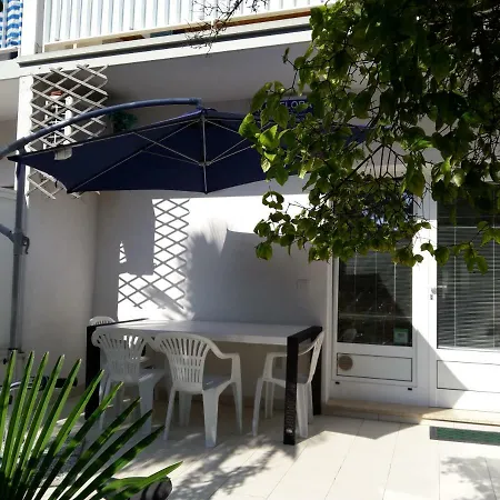 Apartament Flora