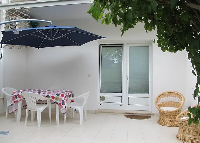 Flora Апартаменты *