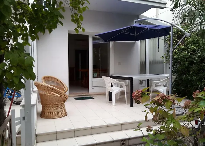 Flora Apartament Grado